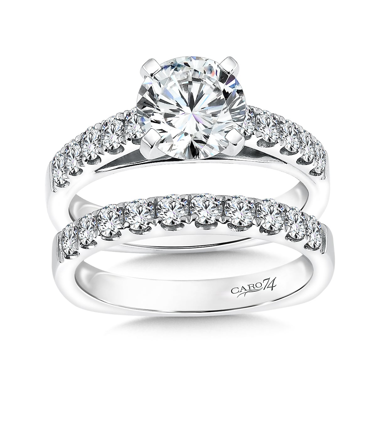 Custom Round Engagement Rings