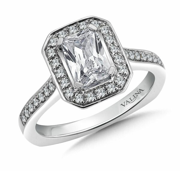 Emerald_Cut_Engagement_Ring_Dallas_-_Wholesale_Emerald_Cut_Diamonds_-_Custom_Diamond_Rings_