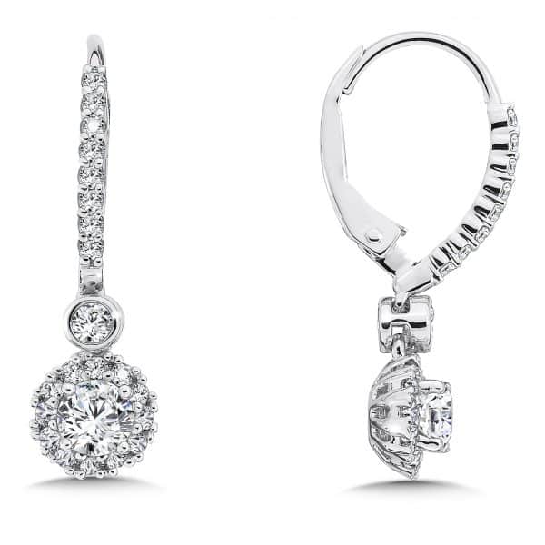 custom_fine_jewelry_diamond_earrings_round_3x7j-r4